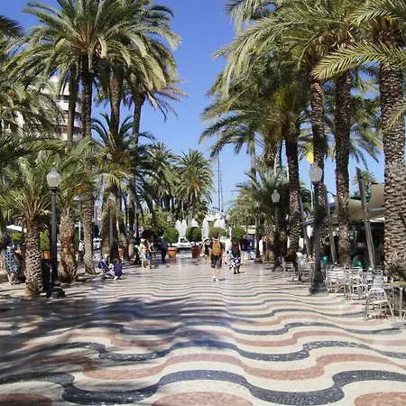 Big With Unique Patio Near Santa Barbara Castle * Alicante