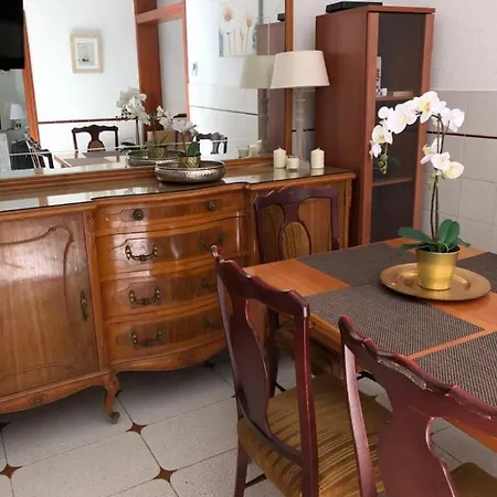 Apartment Big With Unique Patio Near Santa Barbara Castle *