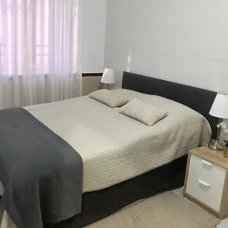 Apartment Big With Unique Patio Near Santa Barbara Castle Alicante